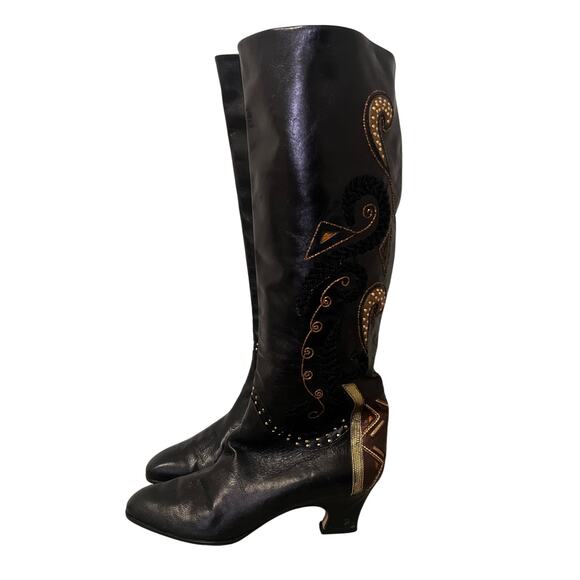 Serena D'Italia Leather Embellished Pull On Almond Toe Knee High Boots Black 40 - Picture 7 of 10